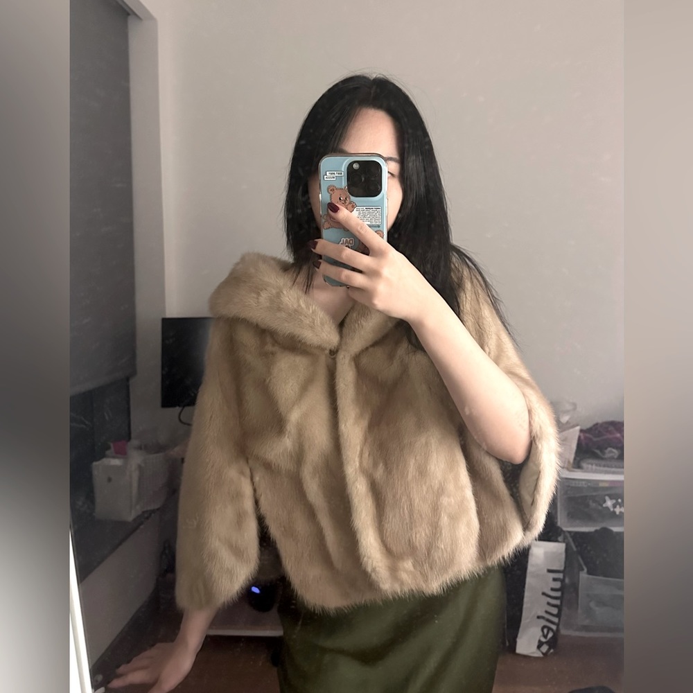 Vintage Real Mink Stole in excellent condition, rare found